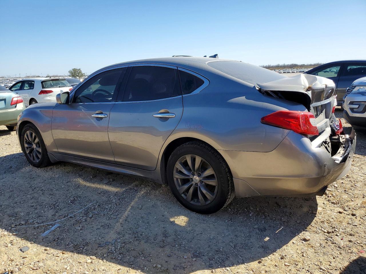 2013 Infiniti M37 Base - Фото 2