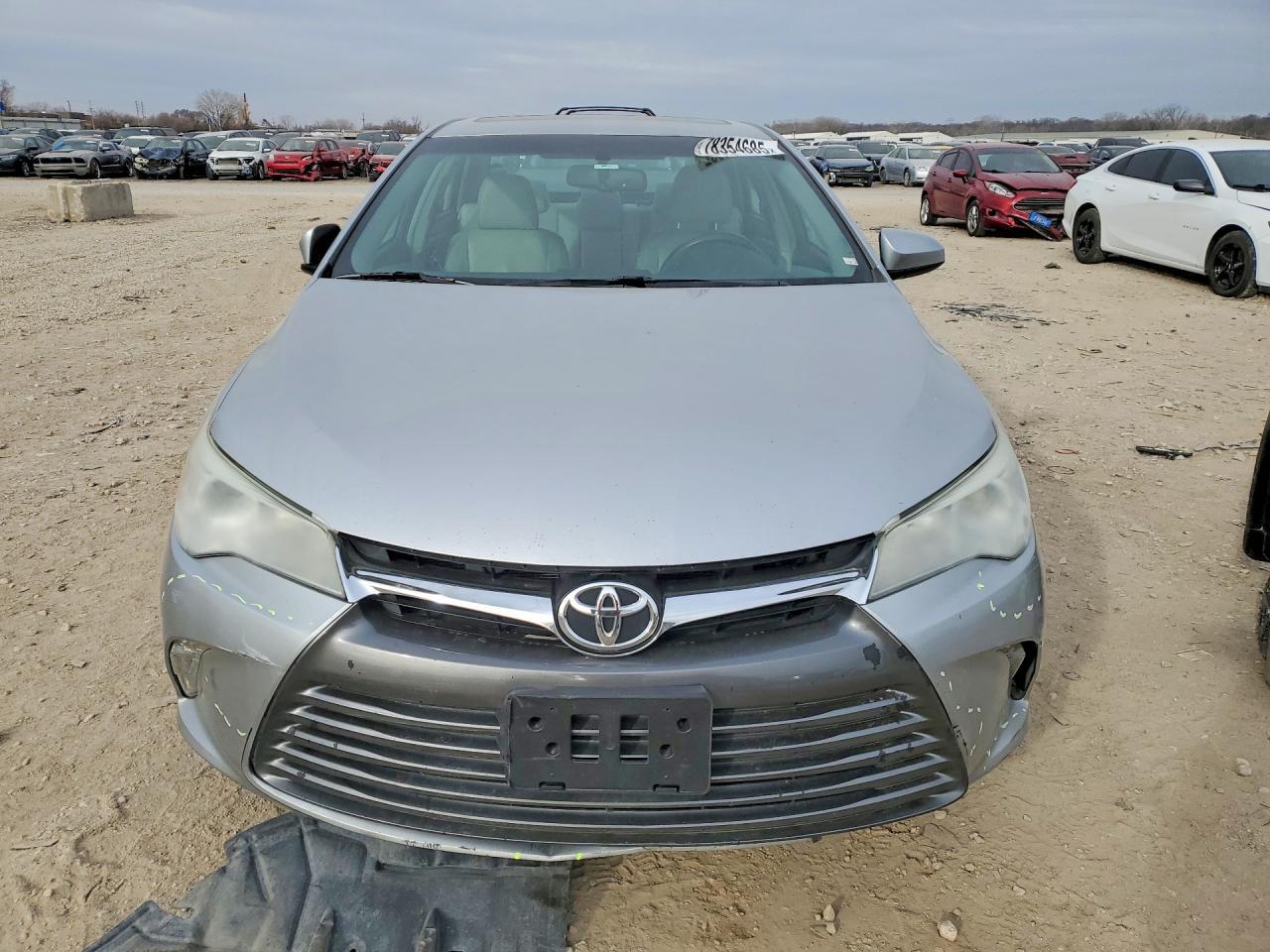 2016 Toyota Camry Xle - Фото 5