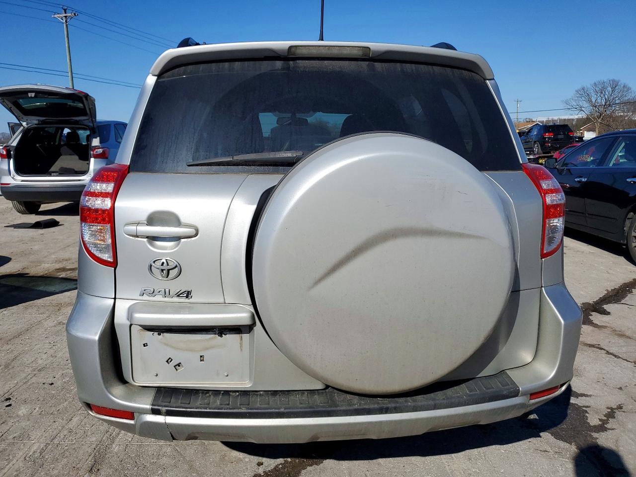 2012 Toyota Rav 4 - Image 6