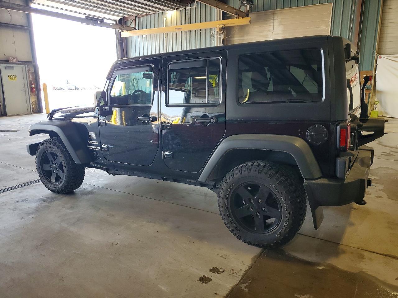 2016 Jeep Wrangler Unlimited Sport - Image 2