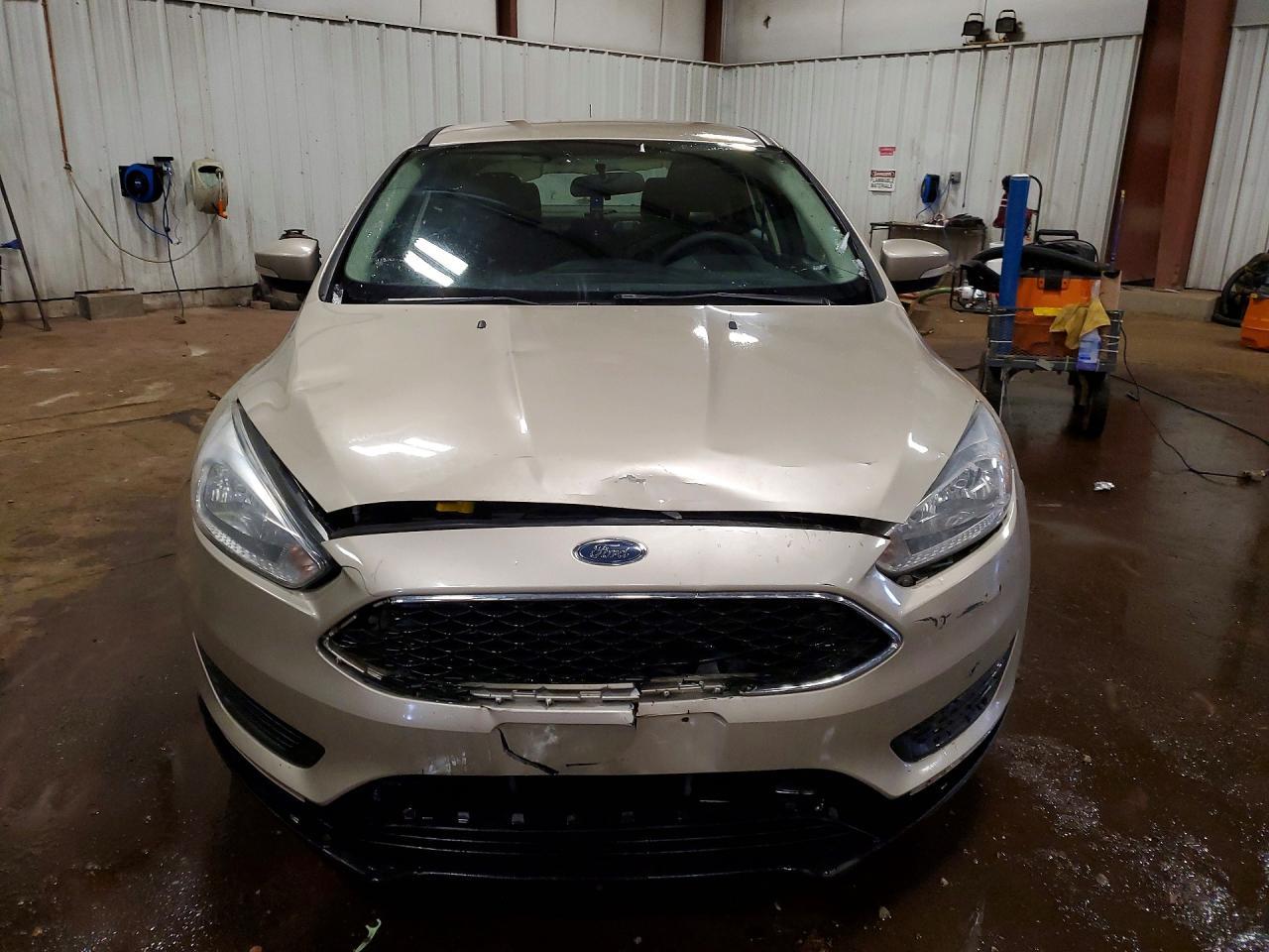 2017 Ford Focus Se - Image 5