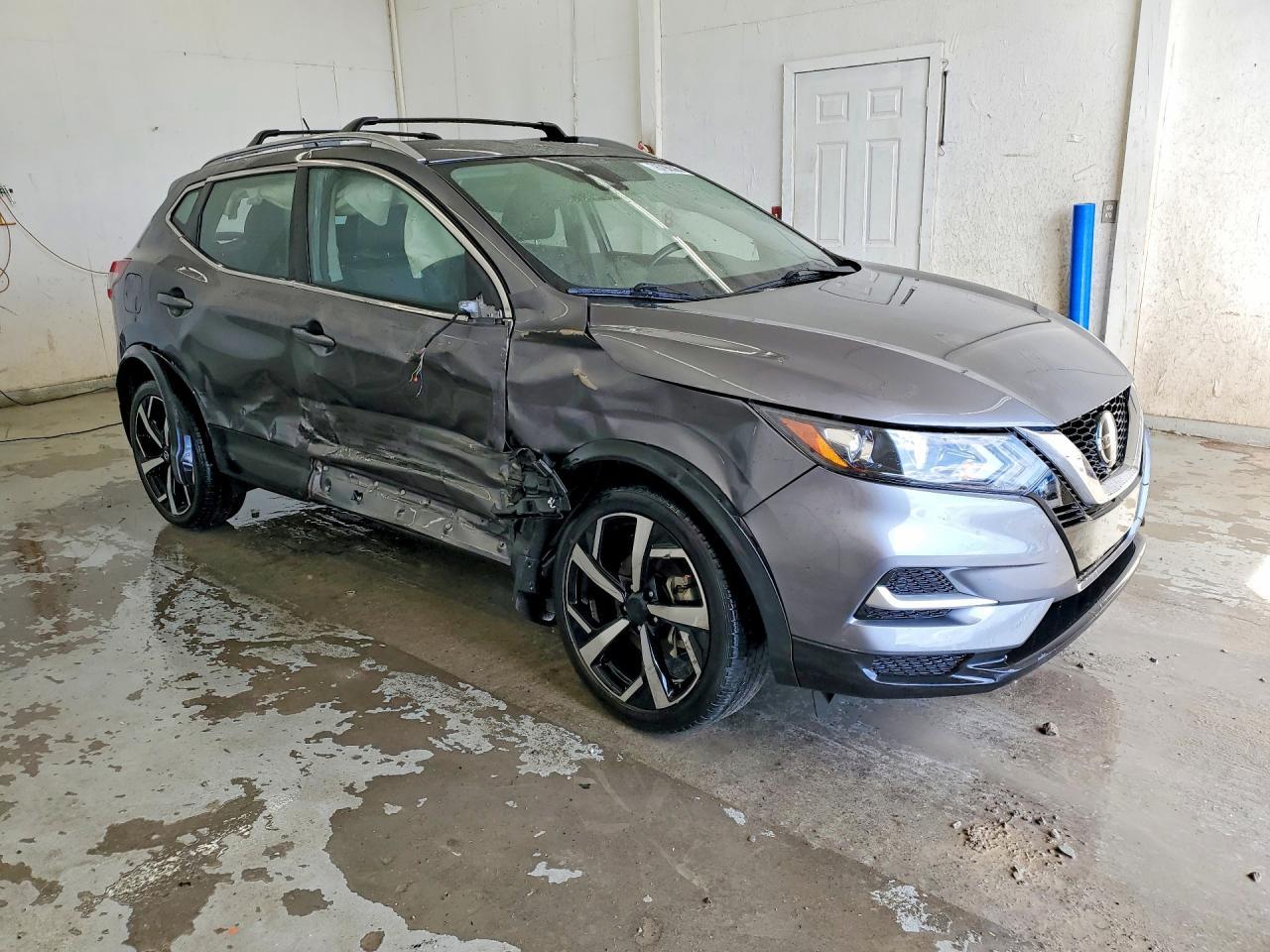 2022 Nissan Rogue Sport Sl - Image 4