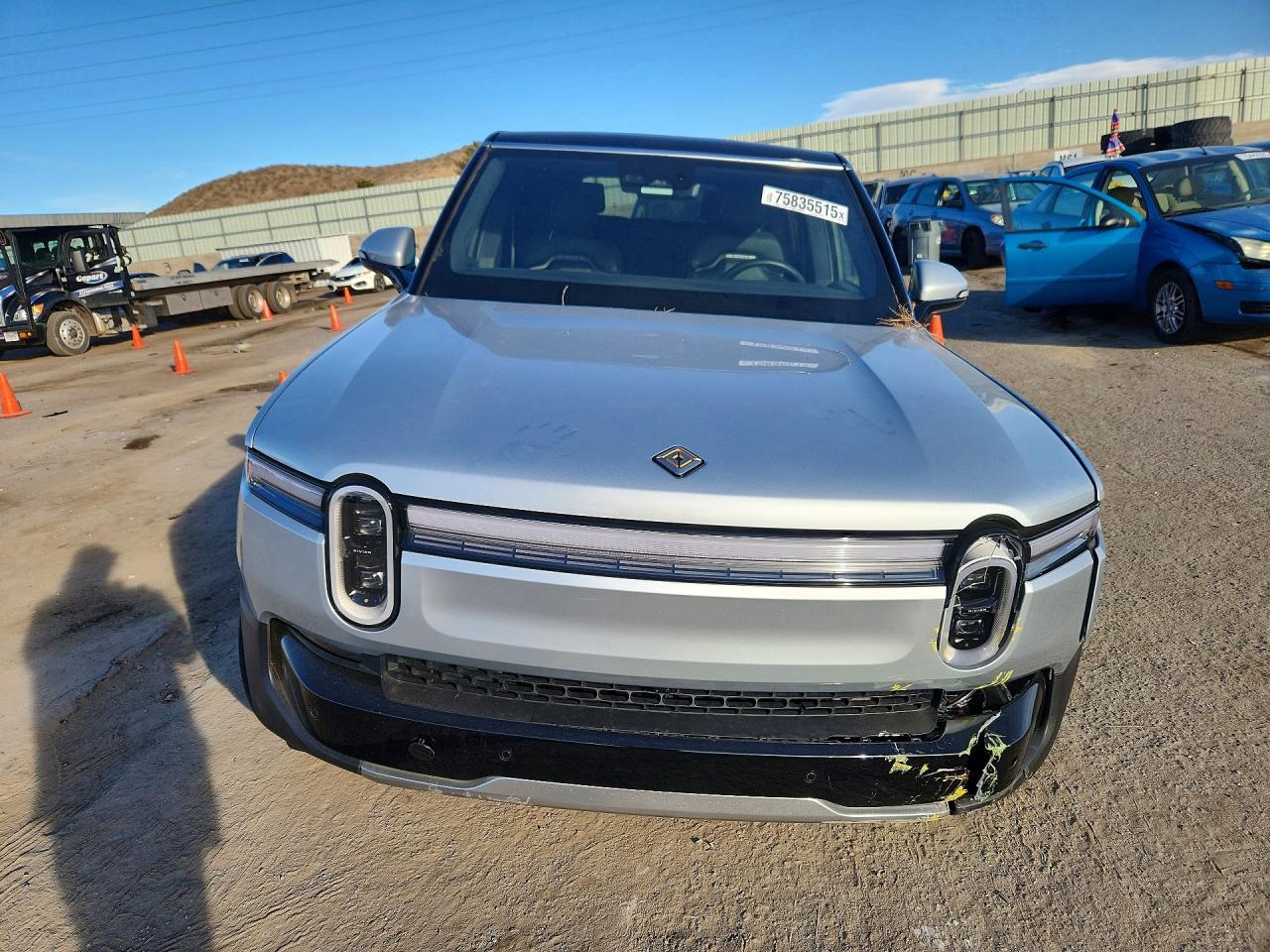 2025 Rivian R1S Adventure - Image 5