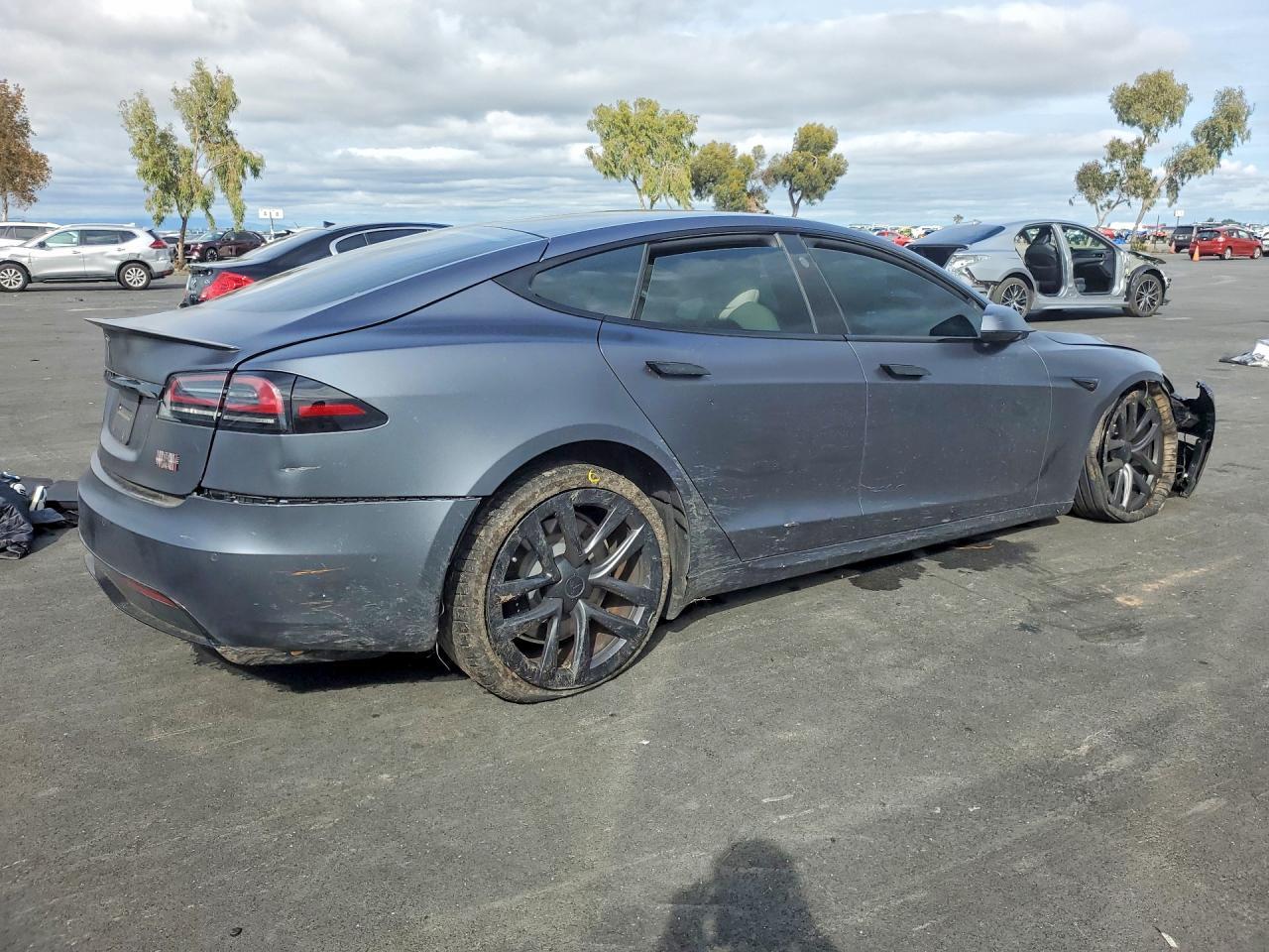 2023 Tesla Model S - Фото 3