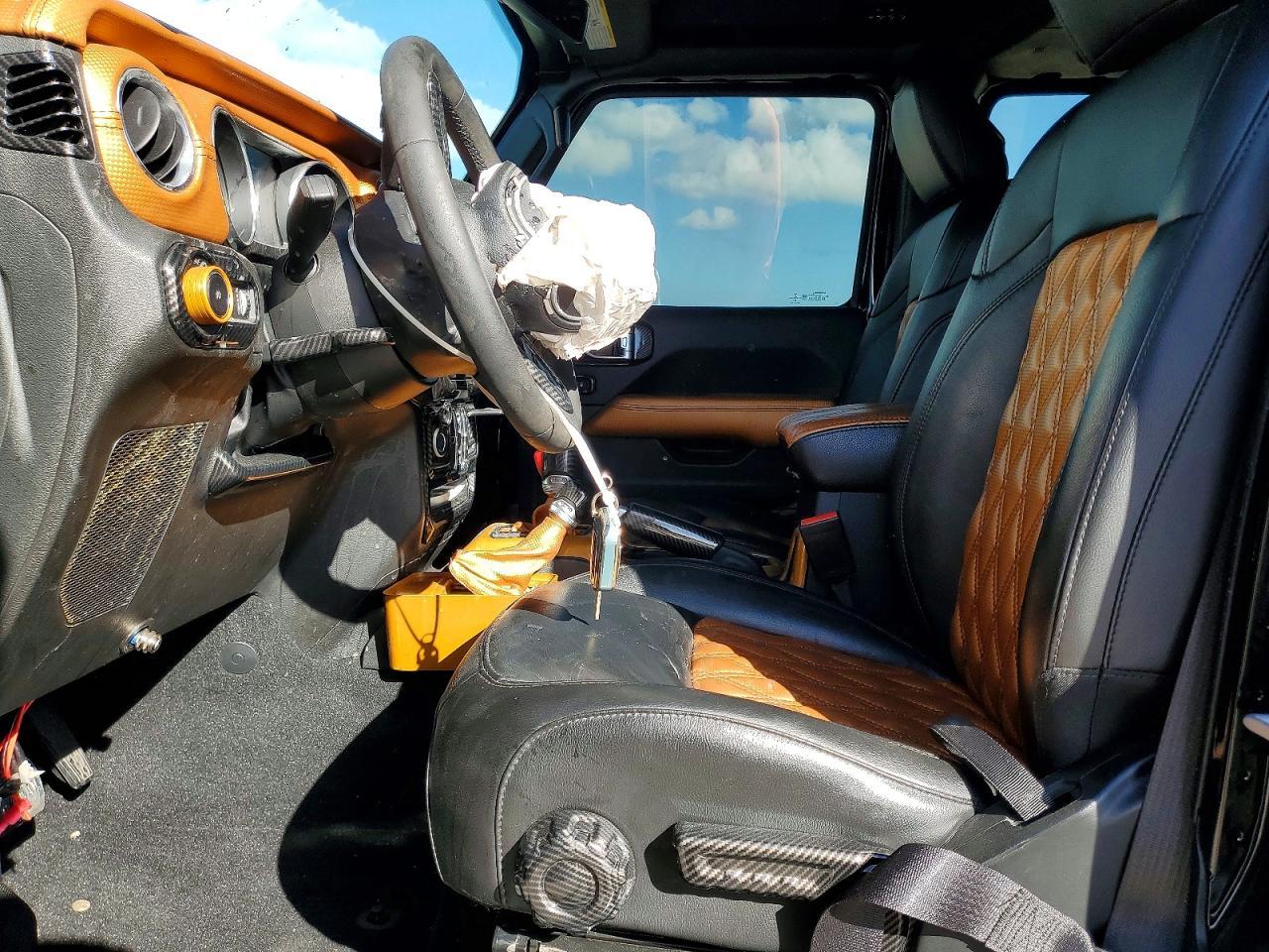 2023 Jeep Wrangler Sahara - Фото 7