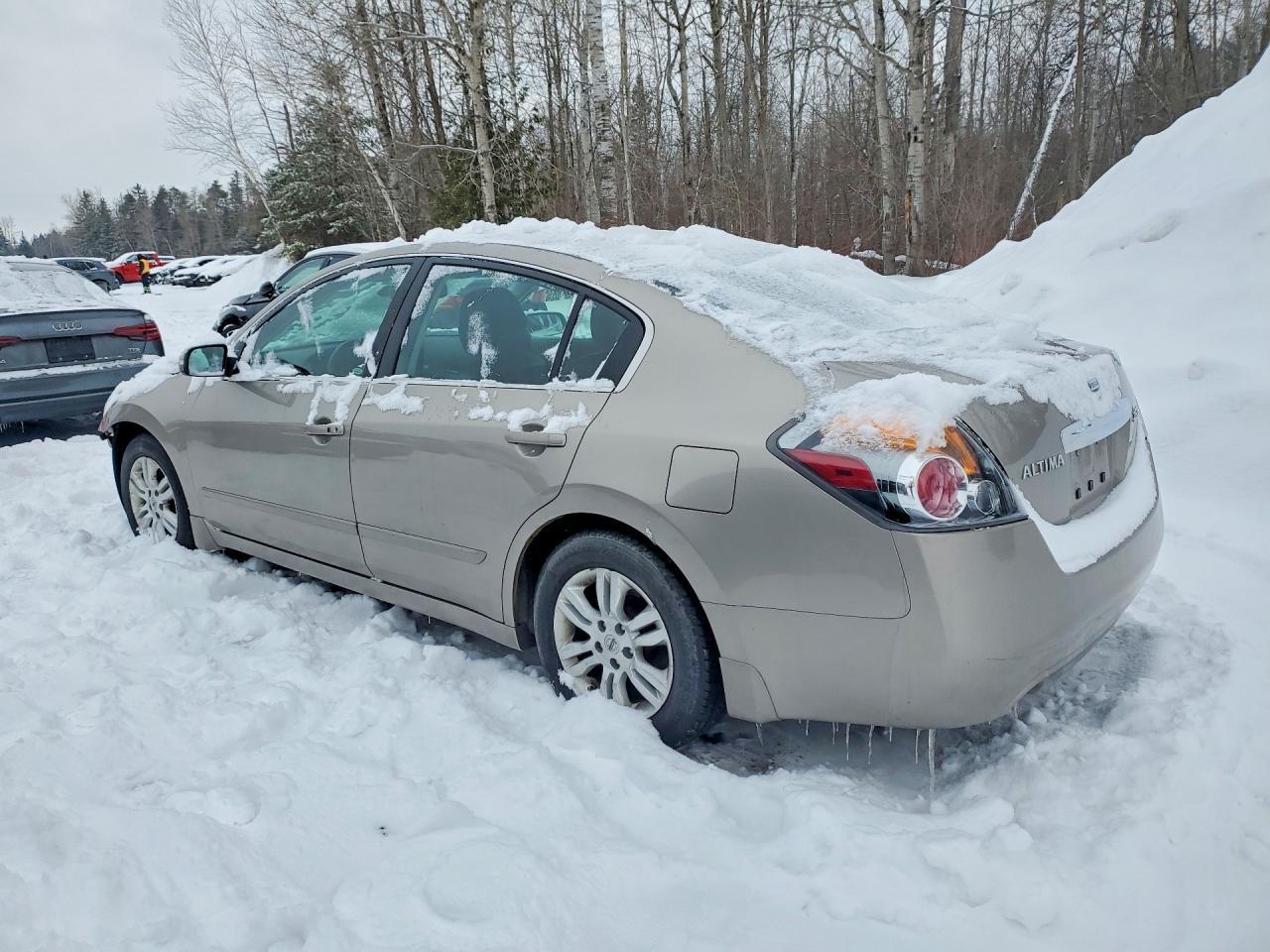 2012 Nissan Altima Base - Фото 2