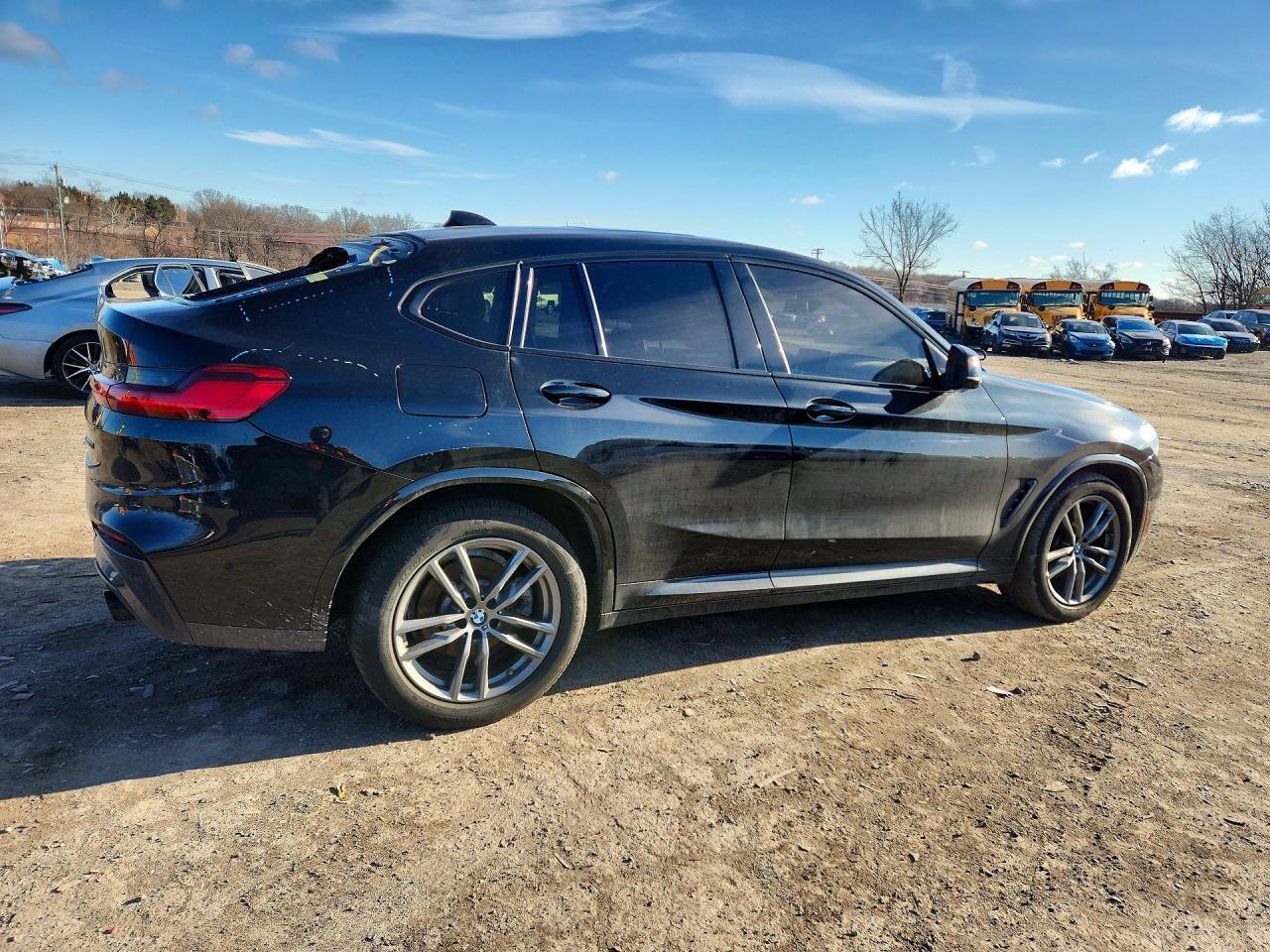 2020 BMW X4 xDrive30I - Фото 3