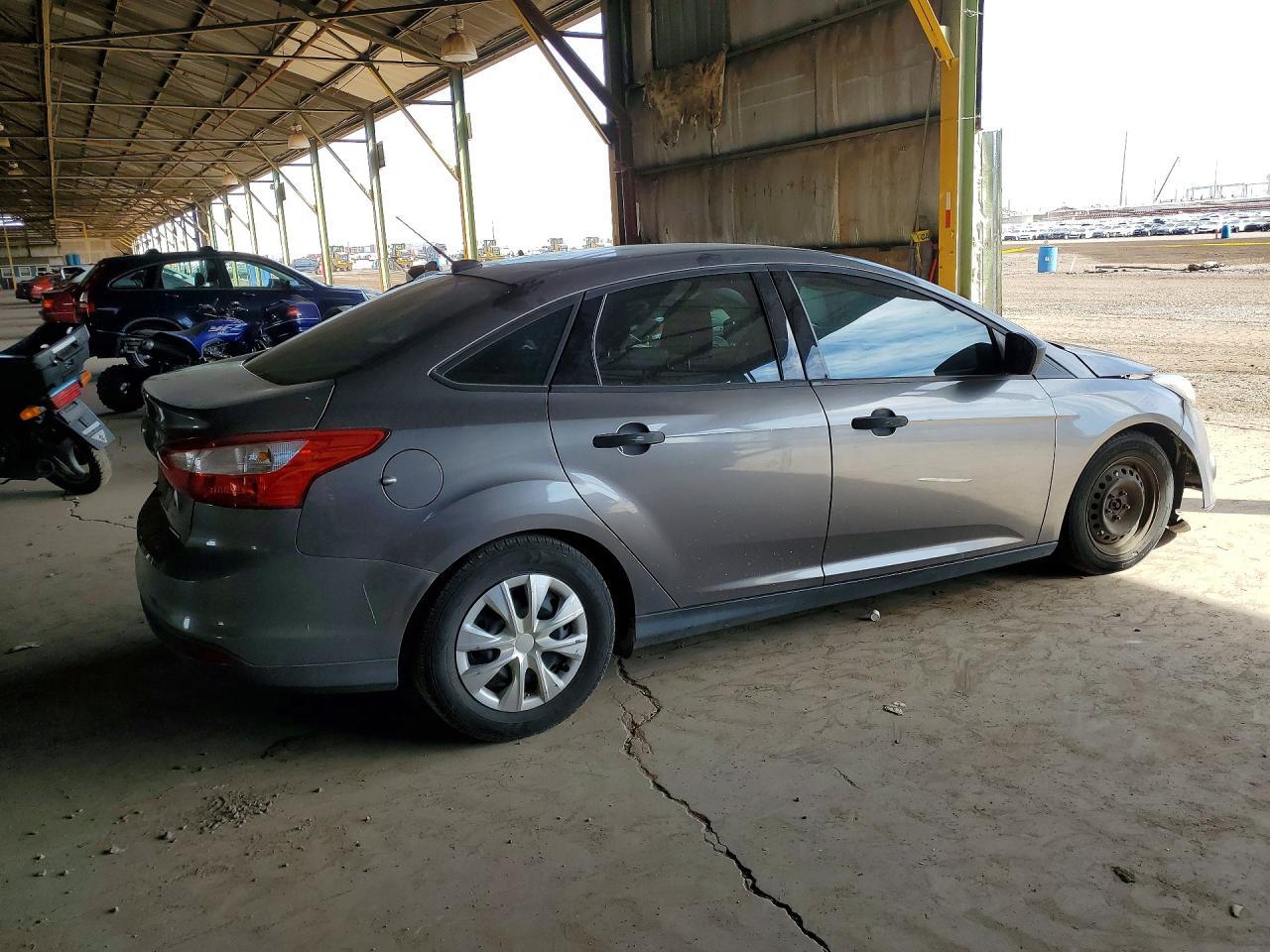 2014 Ford Focus S - Фото 3