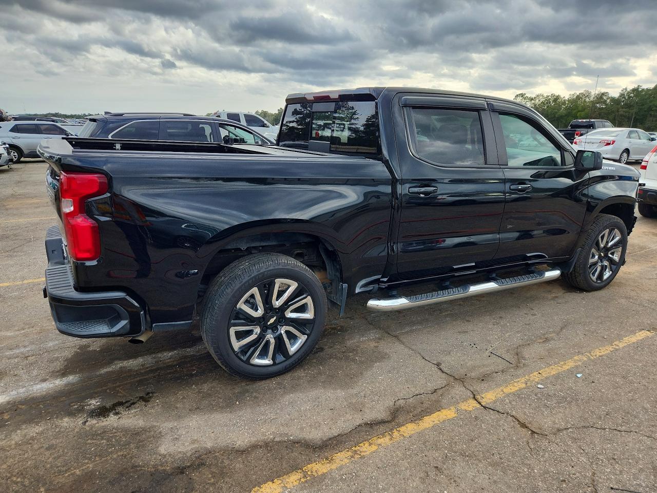 2020 Chevrolet Silverado C1500 Rst - Фото 3