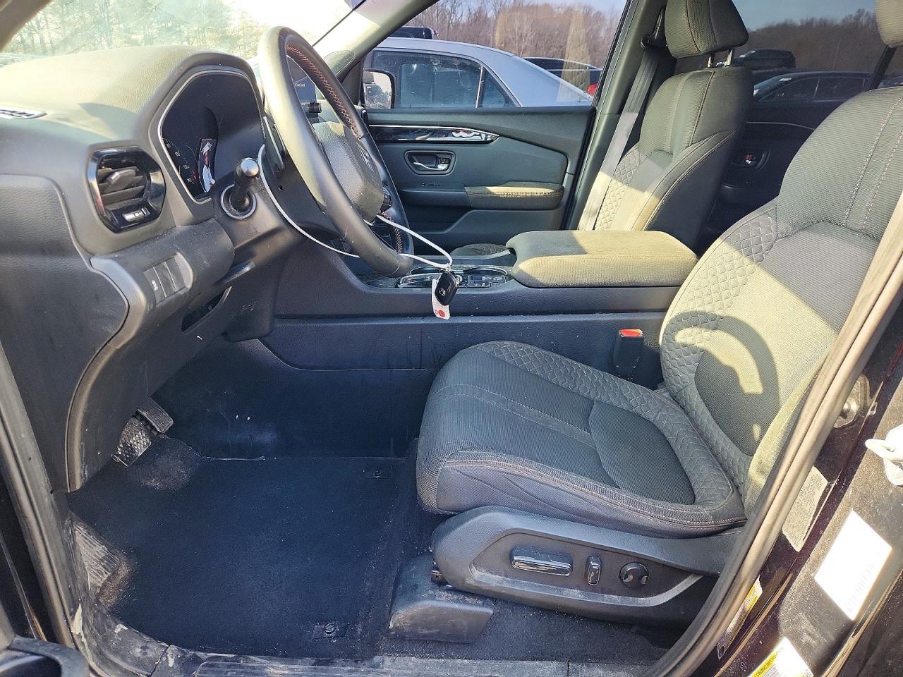 2023 Honda Pilot Sport - Image 7