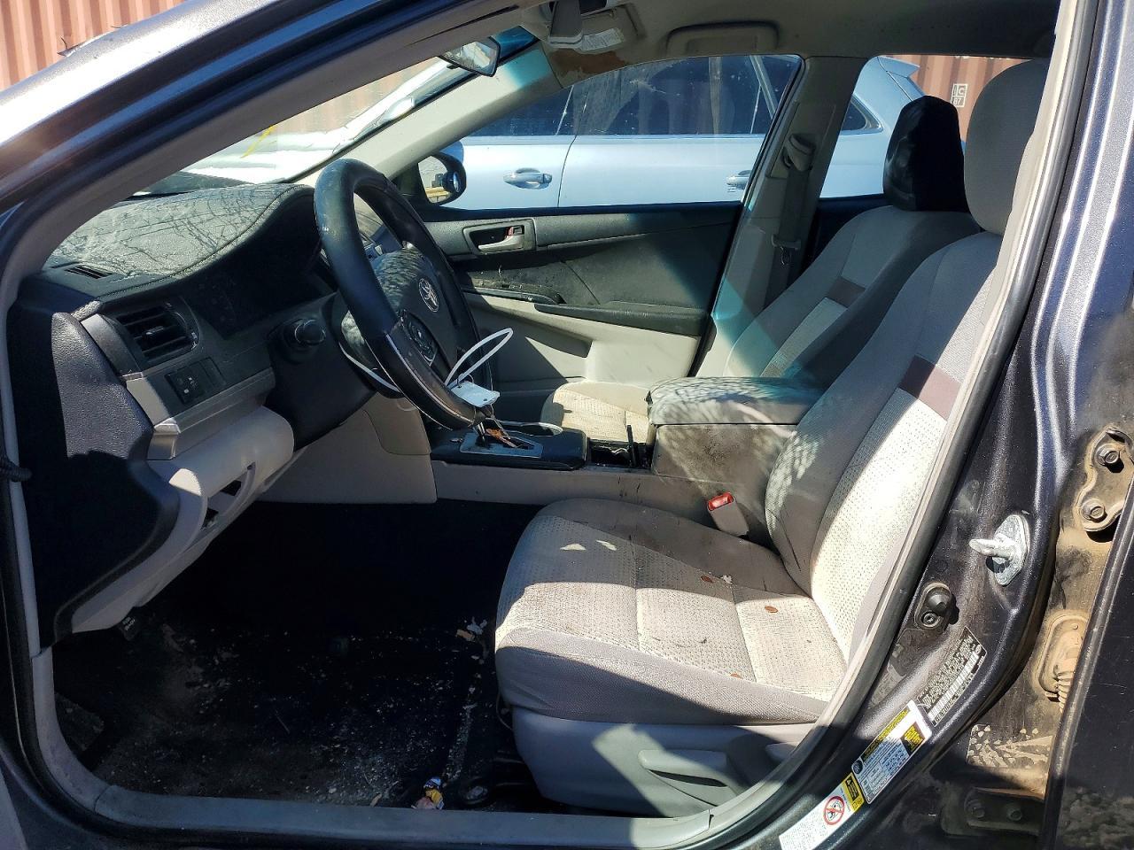 2012 Toyota Camry Base - Фото 7