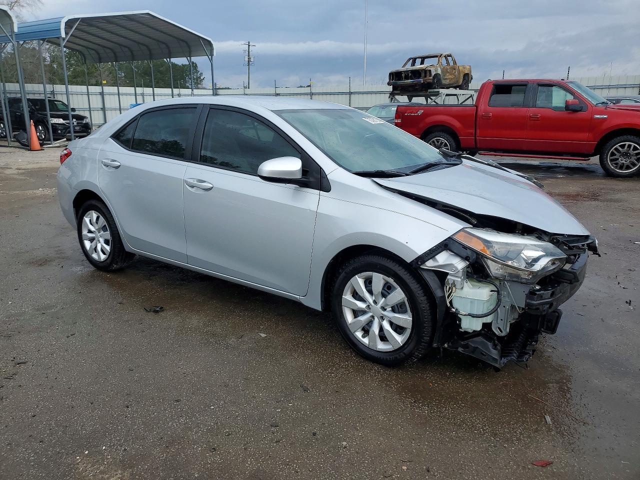 2014 Toyota Corolla Le - Фото 4