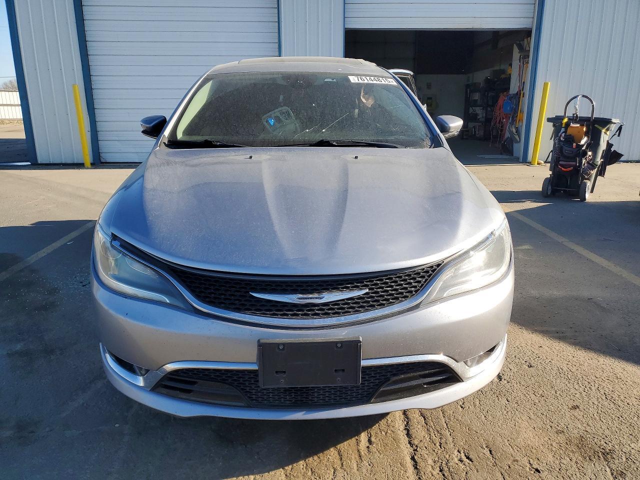 2015 Chrysler 200 C - Фото 5