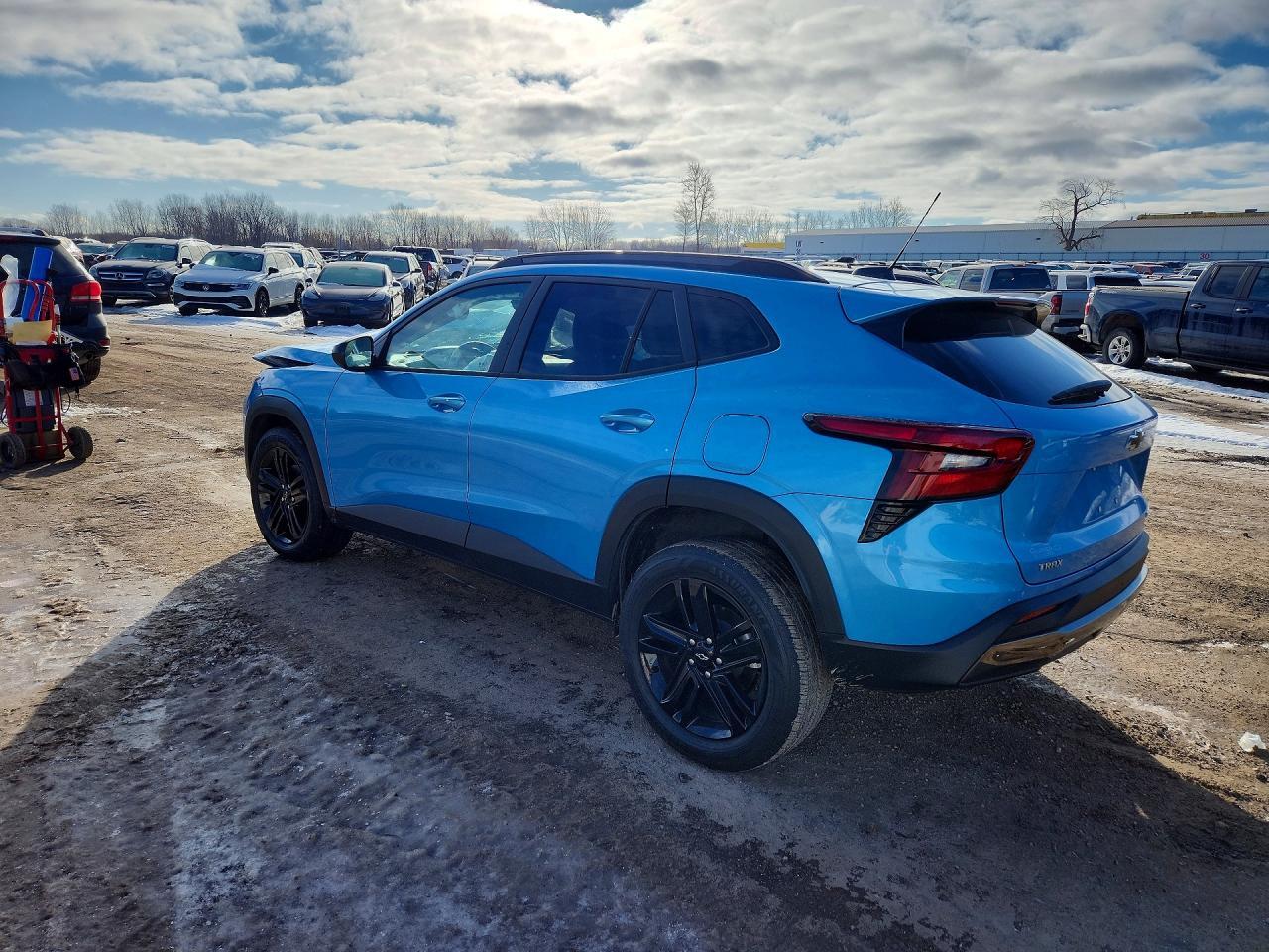 2025 Chevrolet Trax Activ - Image 2