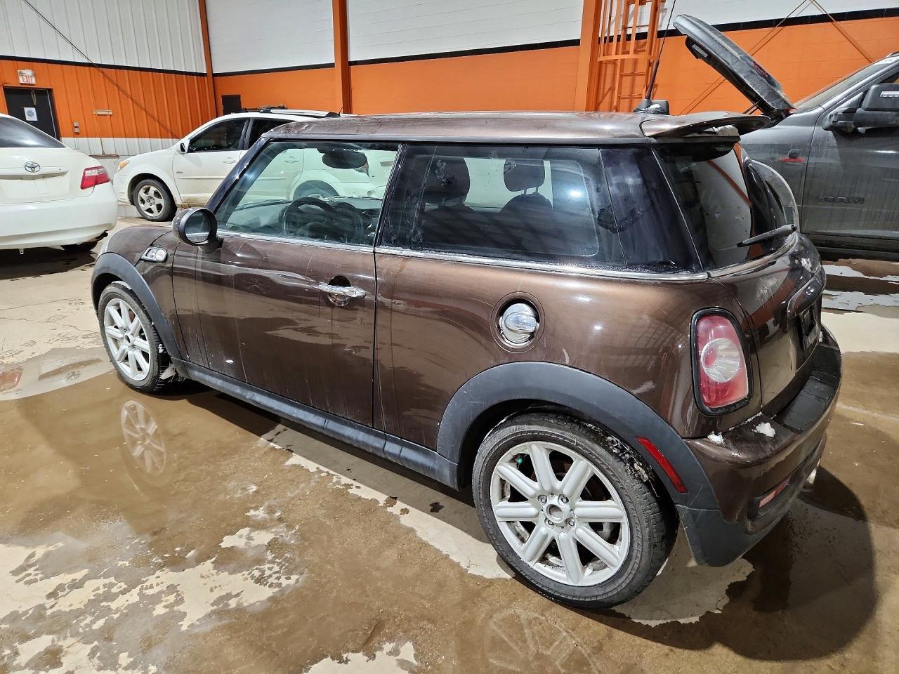 2011 Mini Cooper S - Image 2