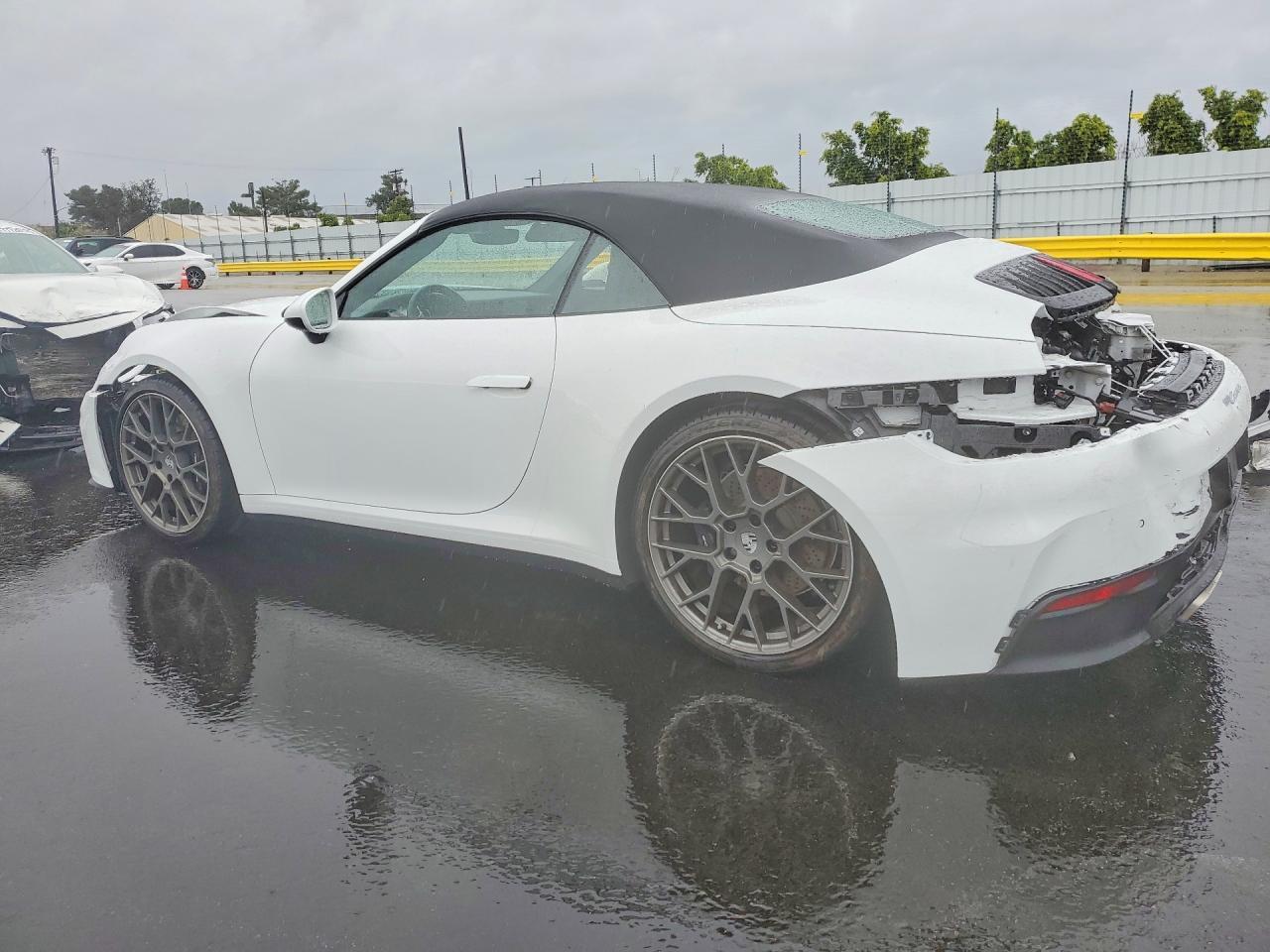 2025 Porsche 911 Carrera - Image 2