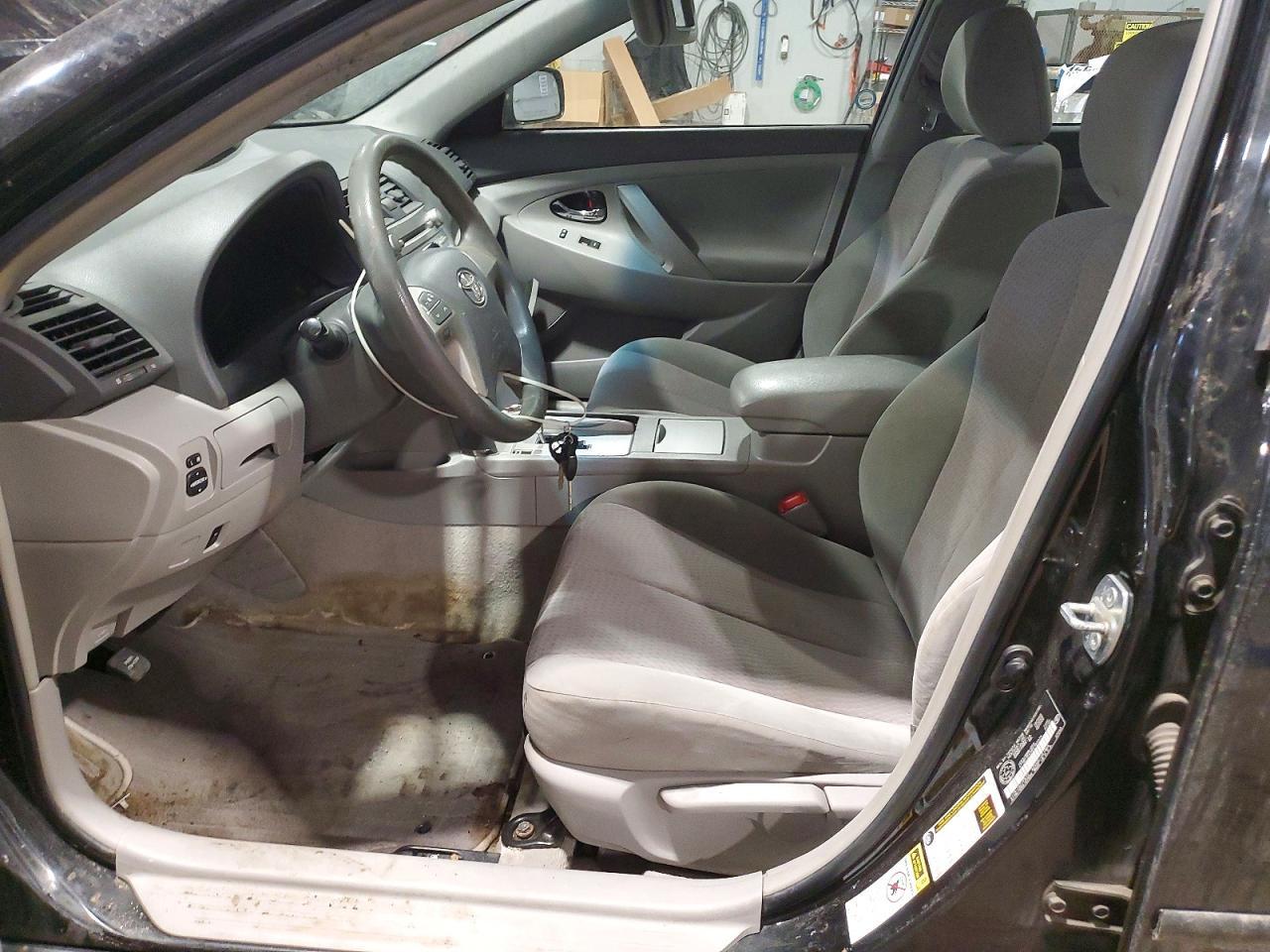2011 Toyota Camry Base - Фото 7