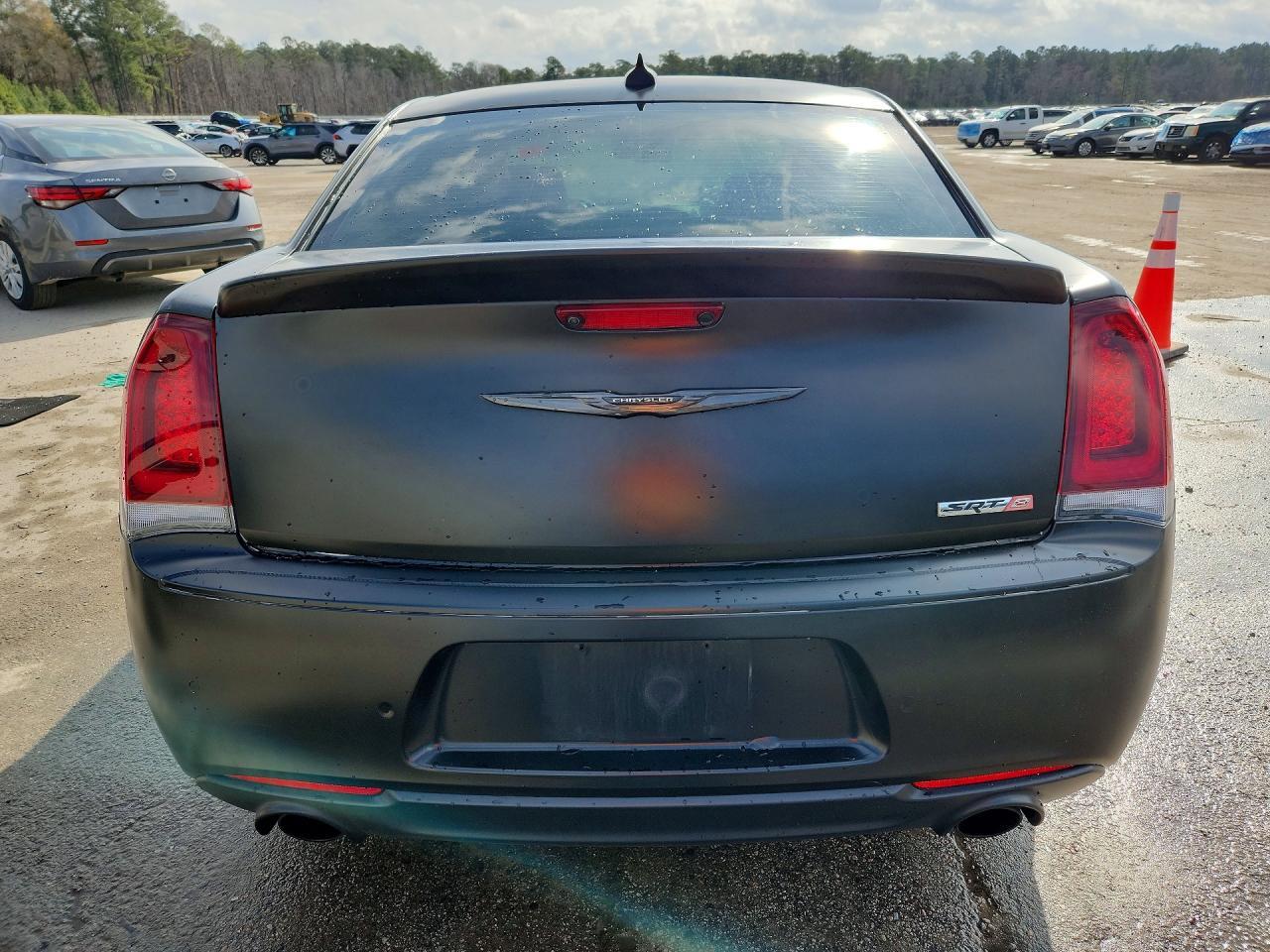 2023 Chrysler 300C - Фото 6