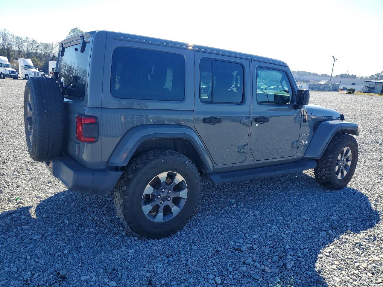 2020 Jeep Wrangler Unlimited Sahara - Фото 3