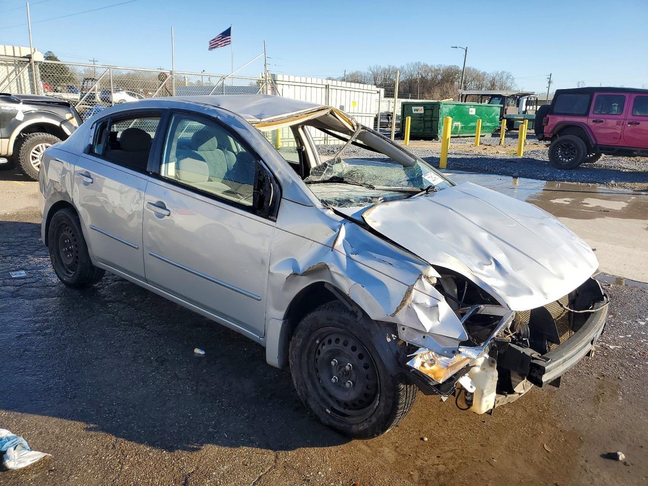 2010 Nissan Sentra 2.0 - Фото 4