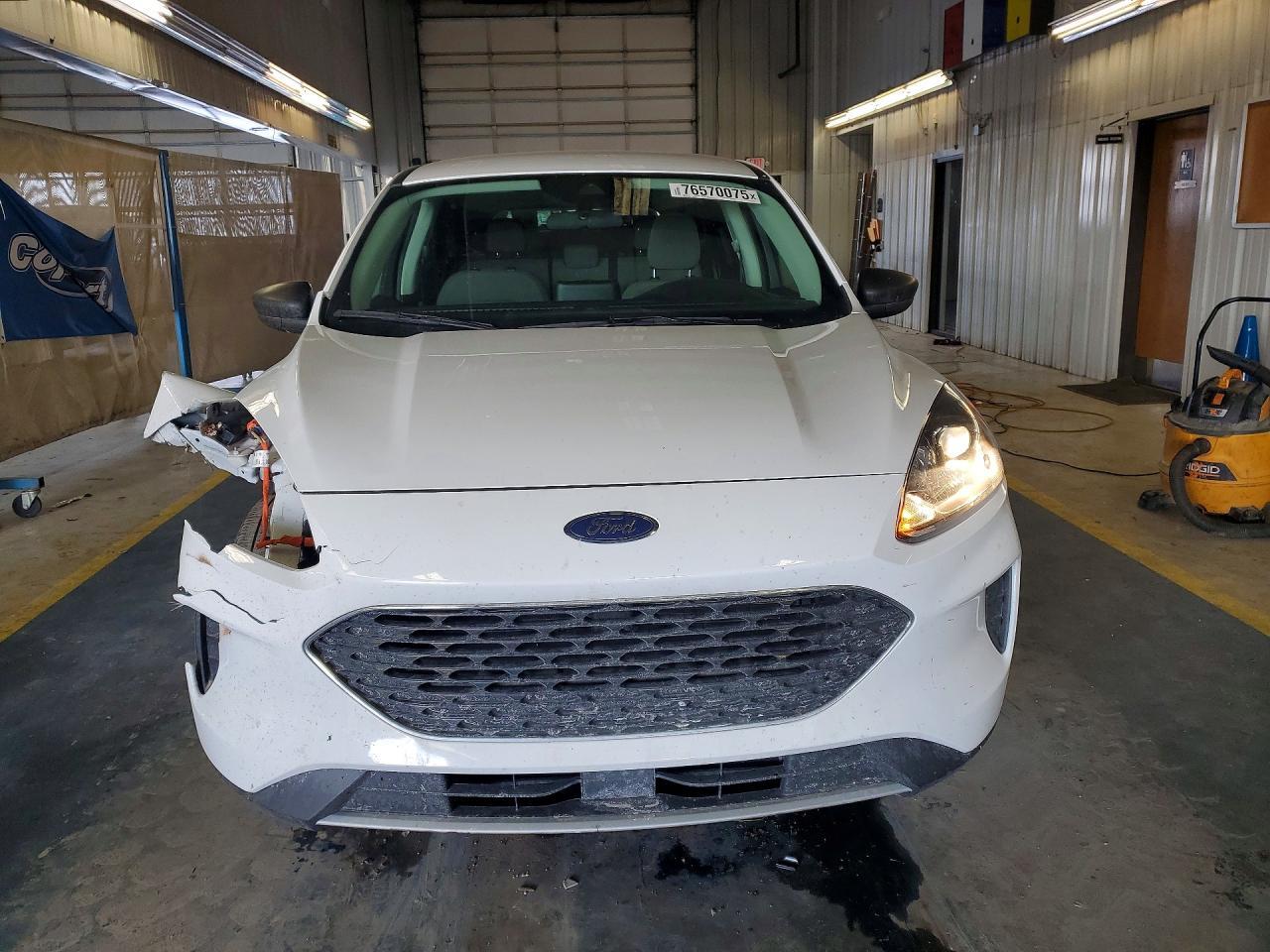 2022 Ford Escape Se - Image 5