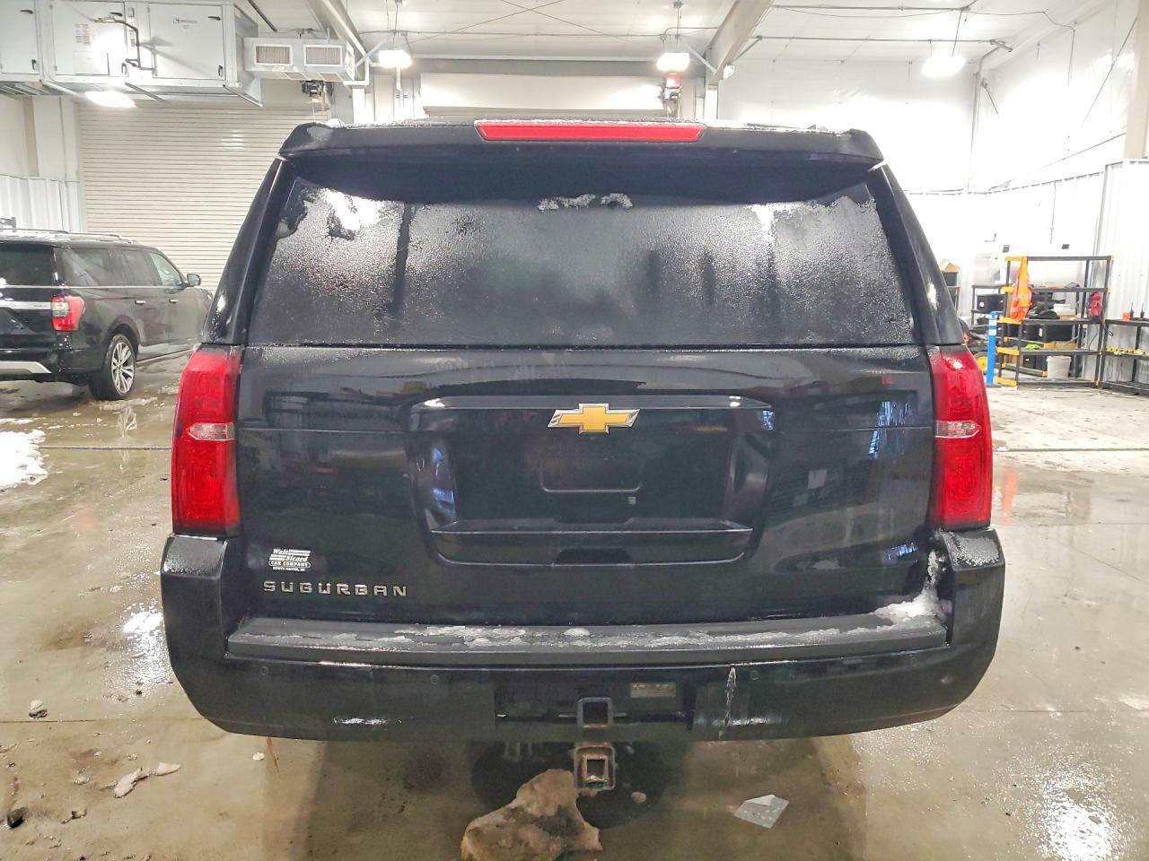 2018 Chevrolet Suburban K1500 - Фото 6