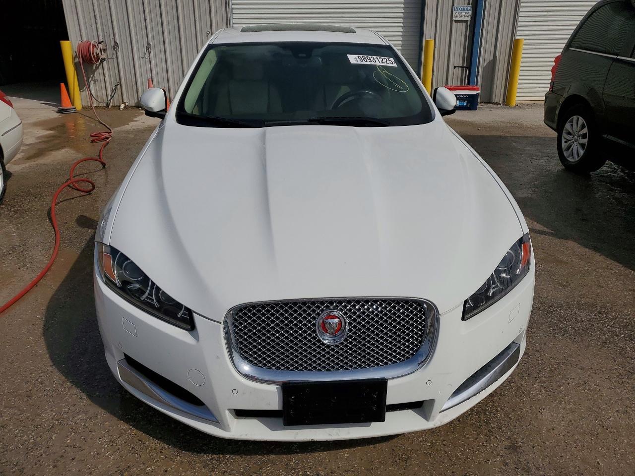 2015 Jaguar Xf 3.0 Sport - Image 5