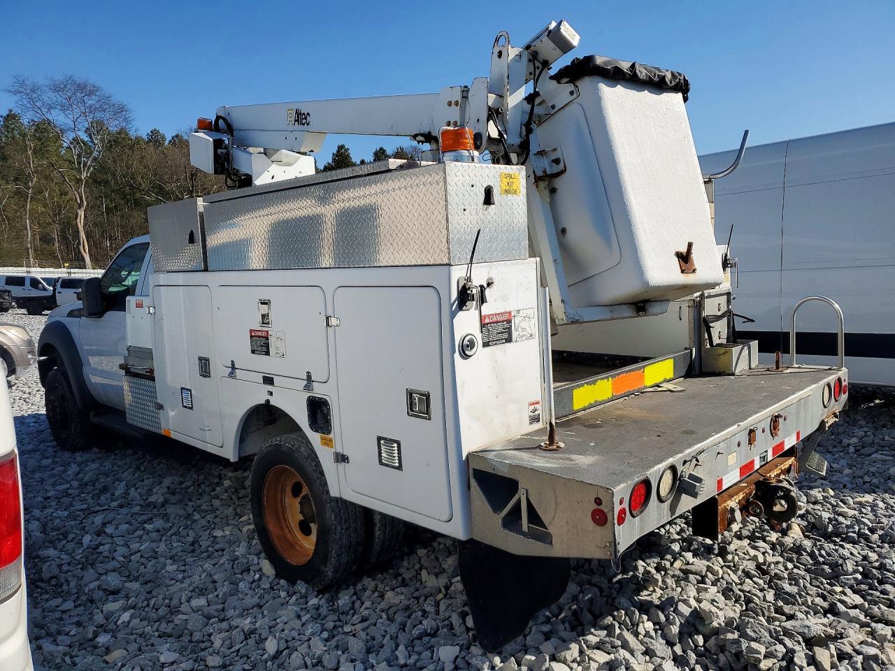 2013 Ford F450 Super Duty - Фото 2