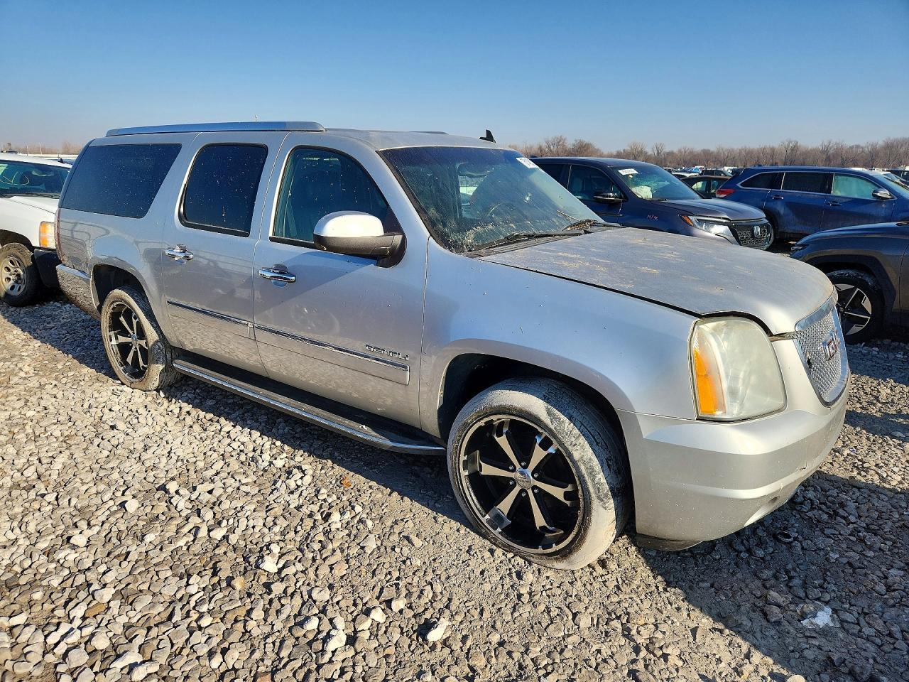 2010 GMC Yukon Xl Denali - Фото 4