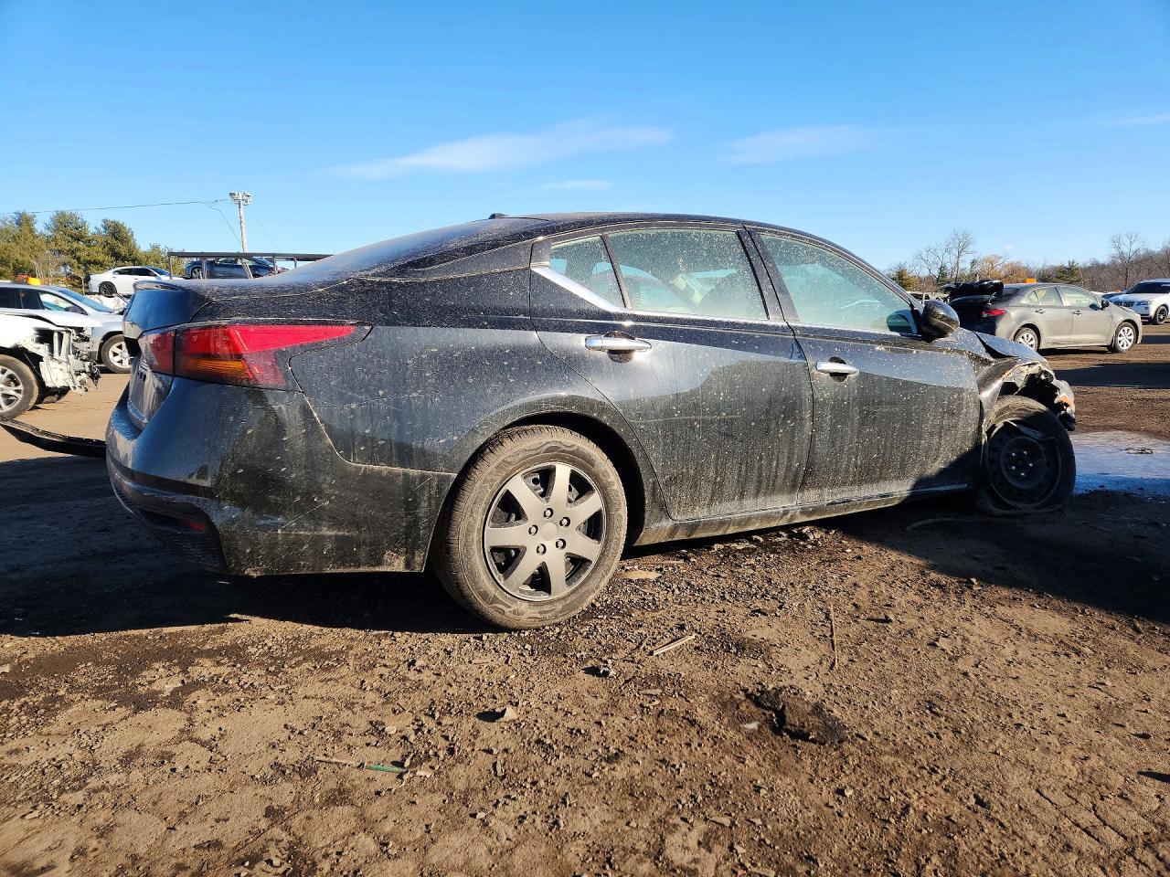 2020 Nissan Altima S - Image 3