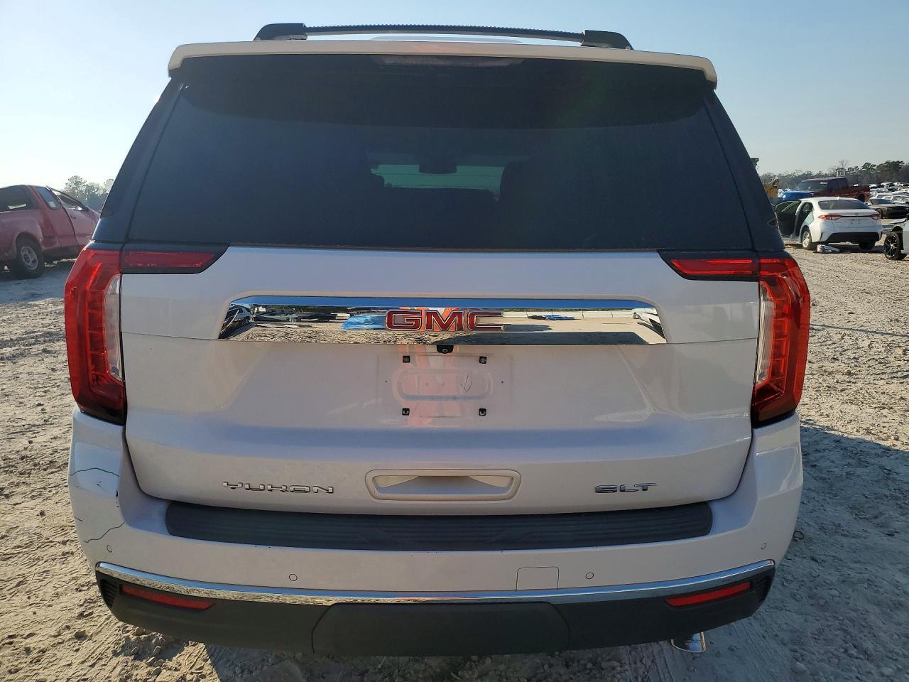 2021 GMC Yukon Slt - Фото 6