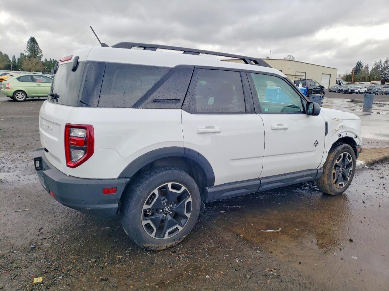 2023 Ford Bronco Sport Outer Banks - Фото 3