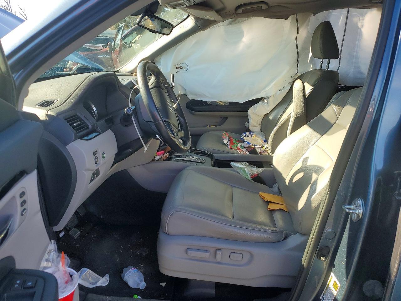 2017 Honda Pilot Touring - Image 7