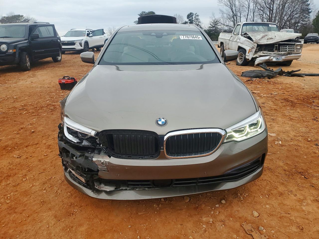 2018 BMW 530Xe - Фото 5