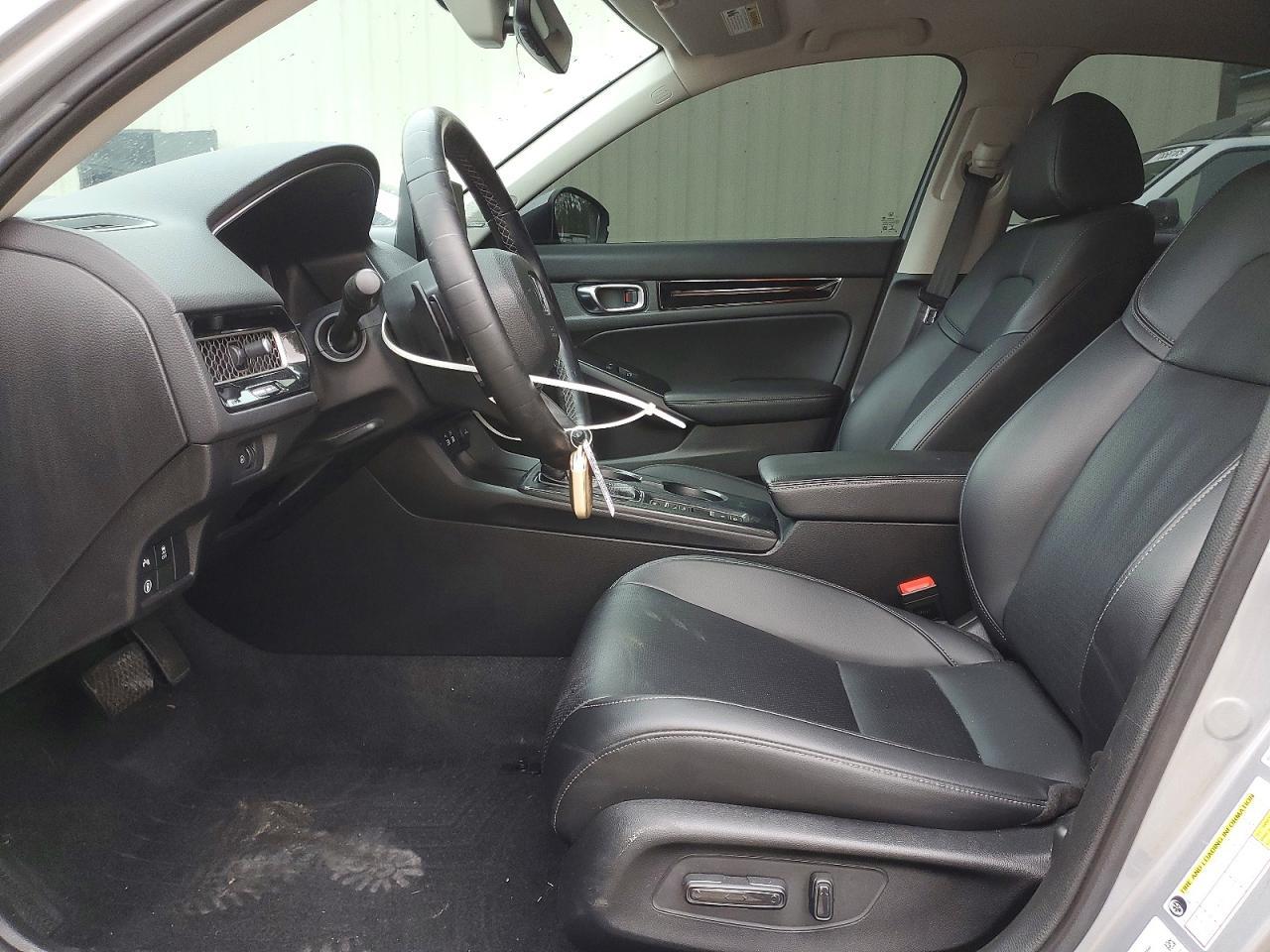 2022 Honda Civic Touring - Image 7