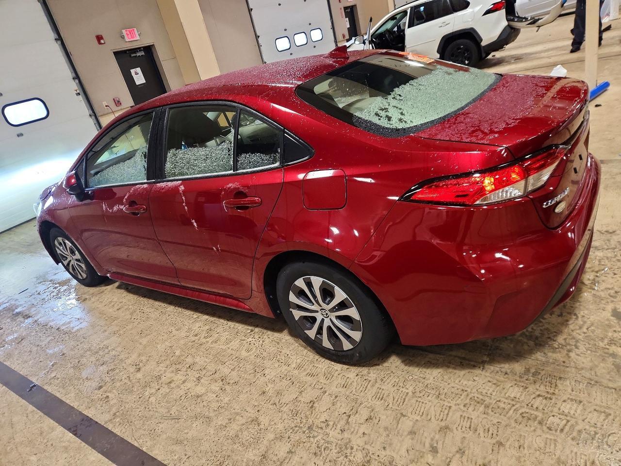 2022 Toyota Corolla Le - Image 2