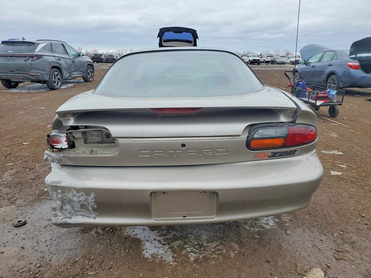 2000 Chevrolet Camaro Z28 - Фото 6