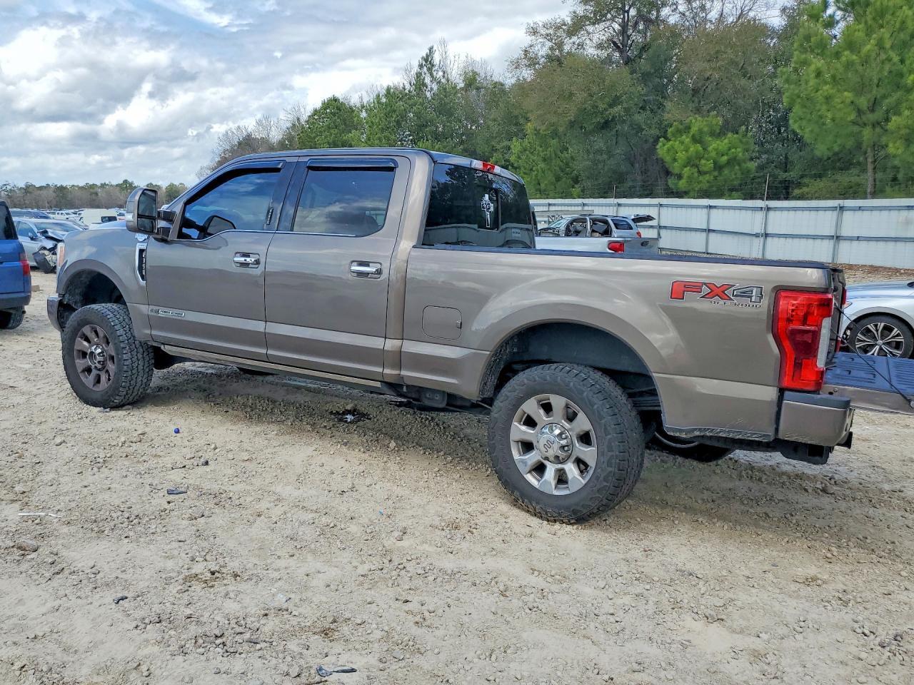 2019 Ford F350 Super Duty - Image 2