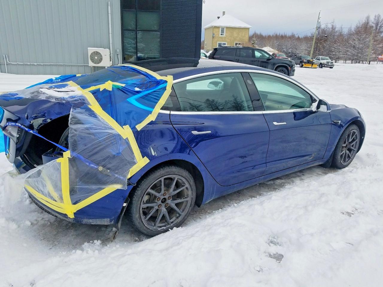 2018 Tesla Model 3 - Фото 3