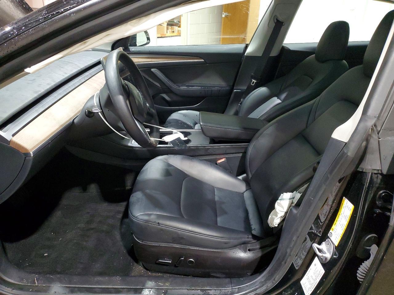 2023 Tesla Model 3 - Фото 7