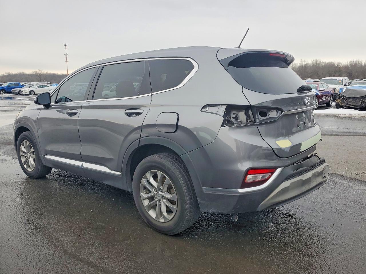 2019 Hyundai Santa Fe Se 2.4L - Фото 2