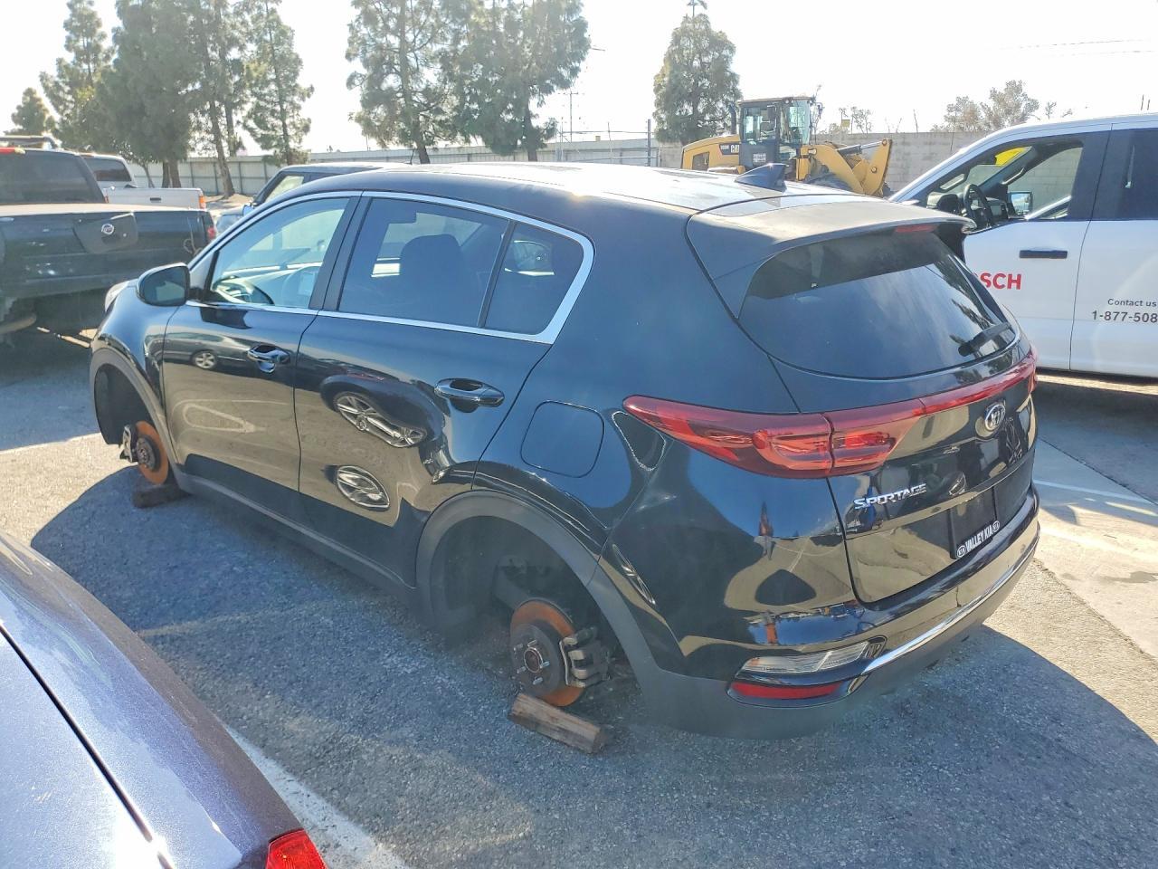 2022 Kia Sportage Lx - Фото 2