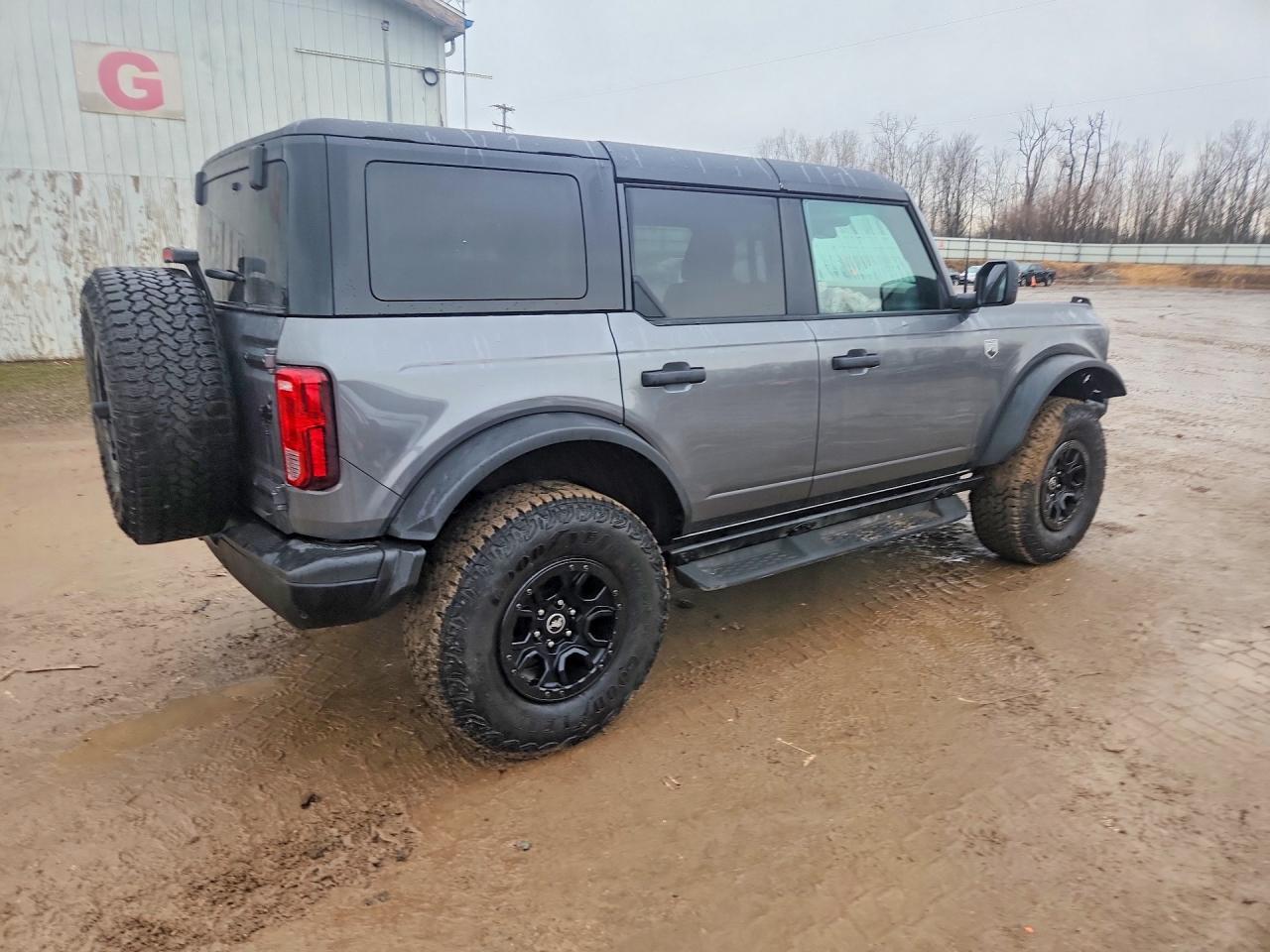2025 Ford Bronco Big Bend - Image 3