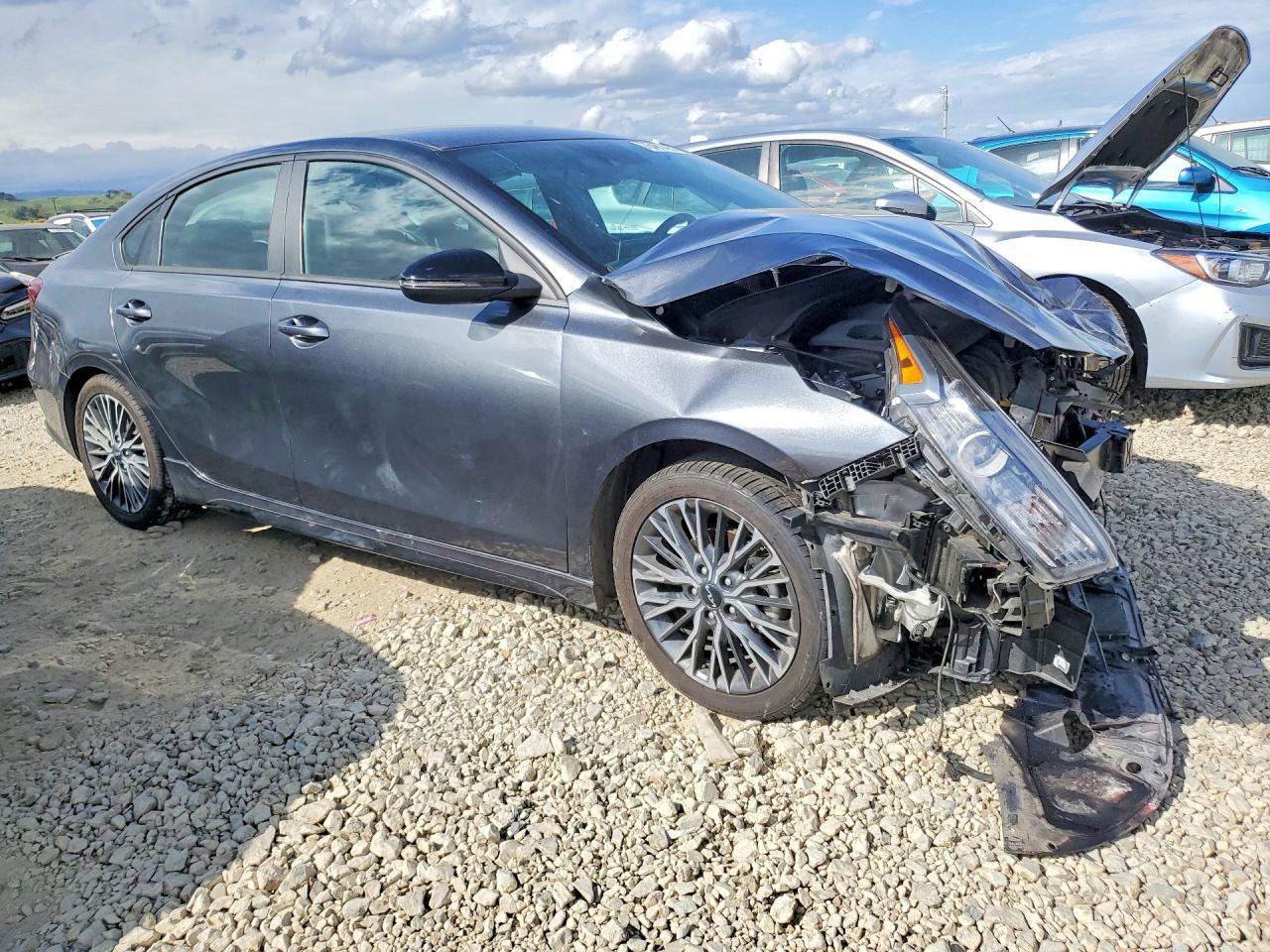 2024 Kia Forte Gt Line - Фото 4