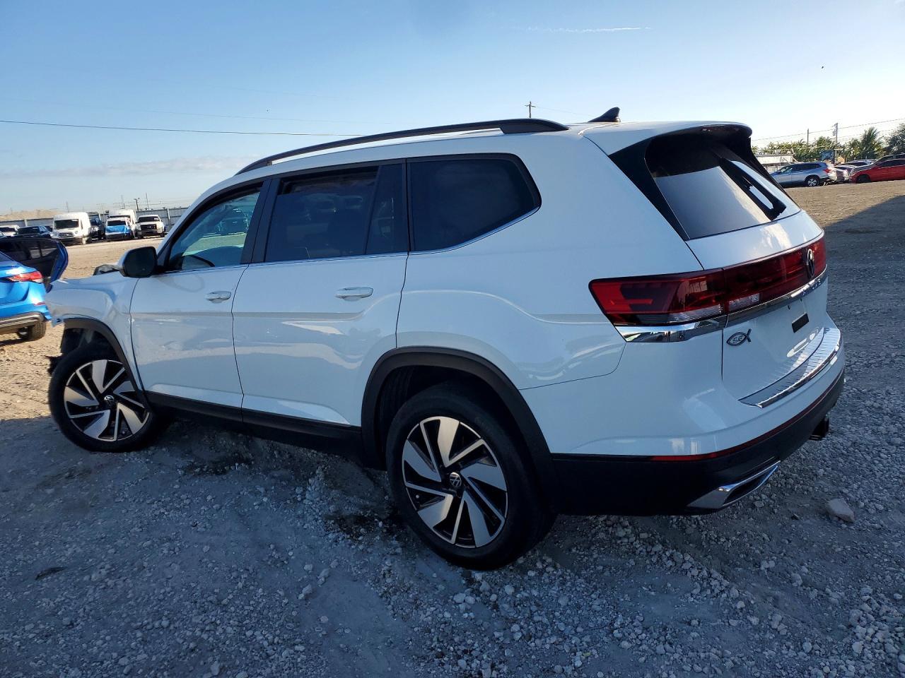 2024 Volkswagen Atlas Se - Фото 2