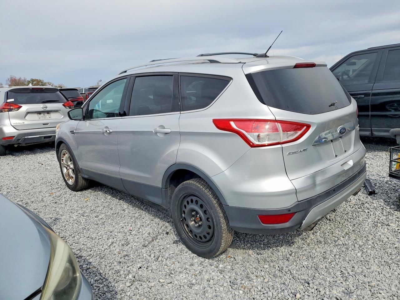 2014 Ford Escape Titanium - Фото 2