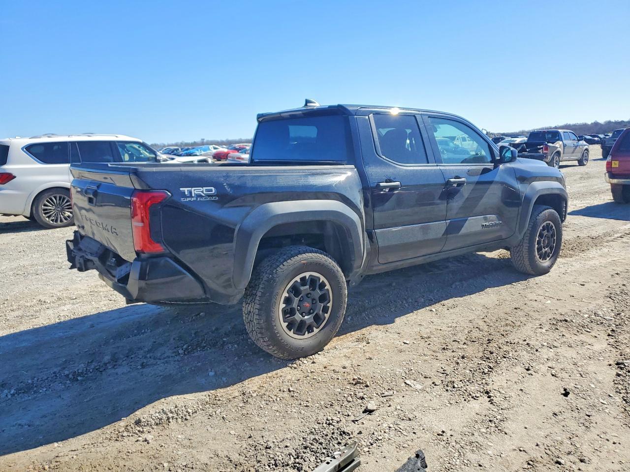 2024 Toyota Tacoma Double Cab - Image 3
