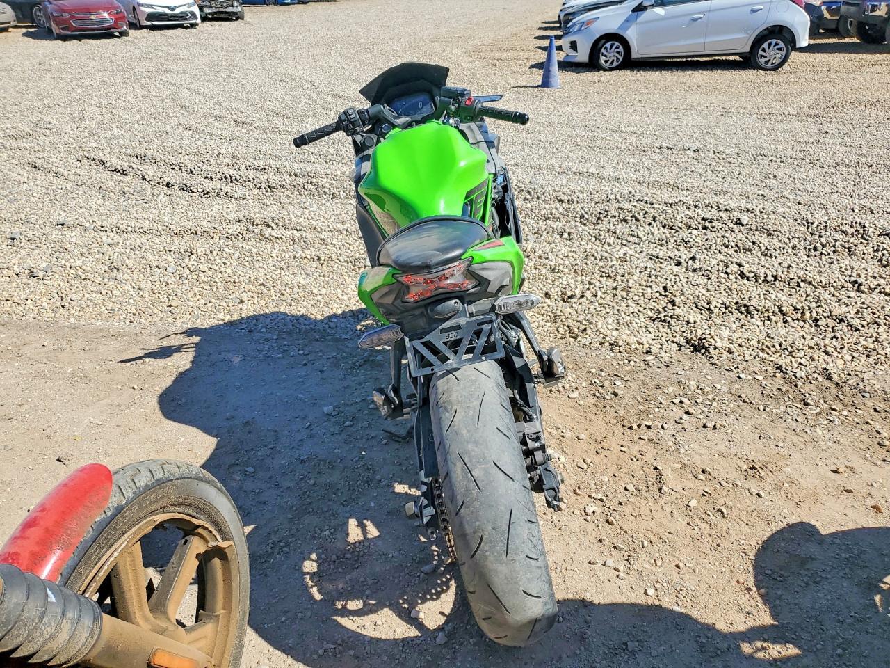 2024 Kawasaki Ex650 P - Фото 4