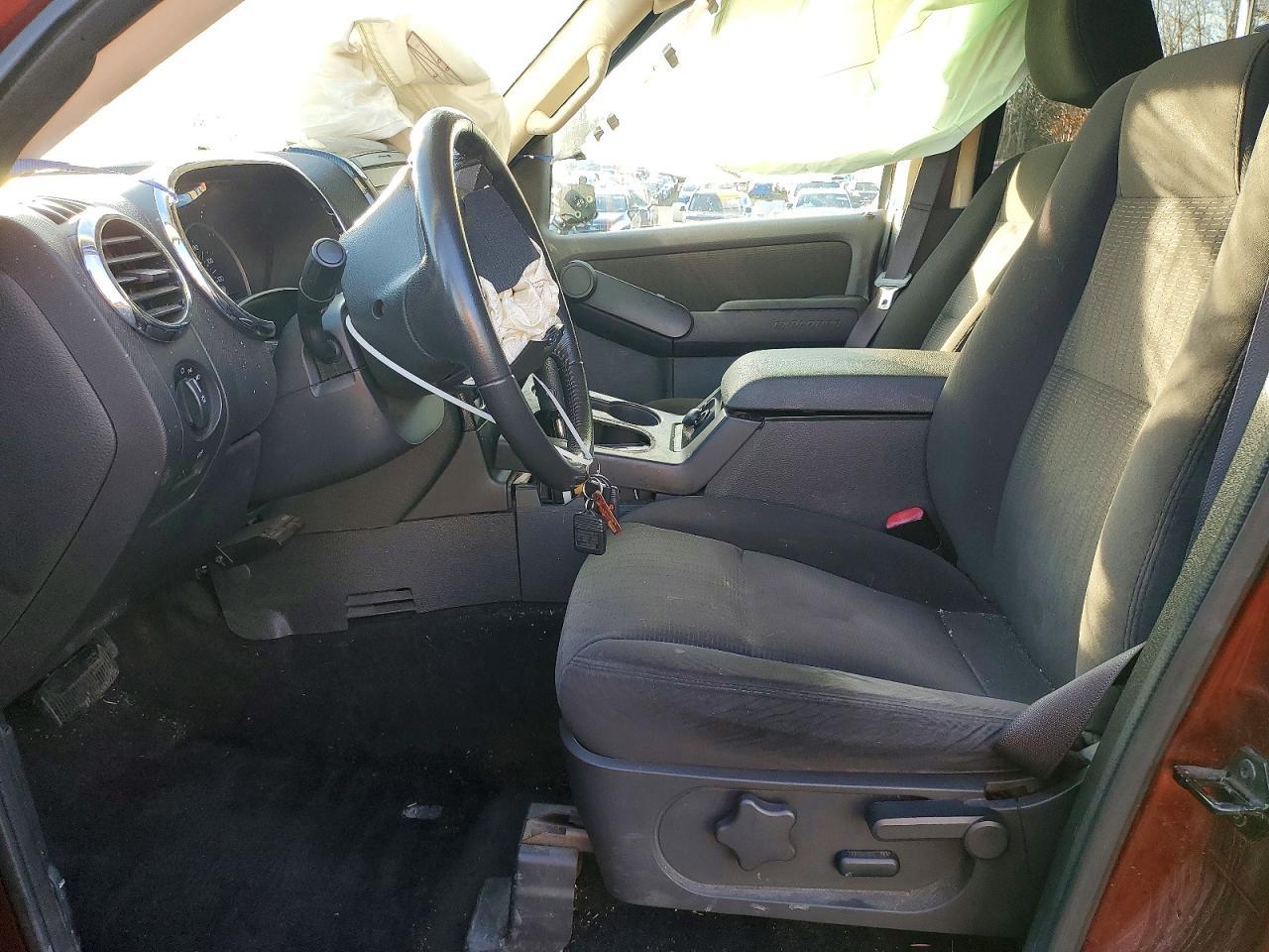 2010 Ford Explorer Xlt - Фото 7