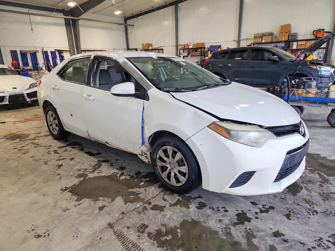 2014 Toyota Corolla L - Фото 4